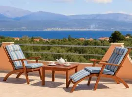 GrandVillle Cottage Escape with Breathtaking Views