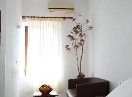 Te Rrapi Rooms，位于Qeparoi i Sipërm的酒店