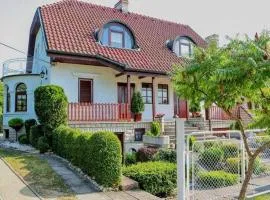 Csopaki Hajós Apartman