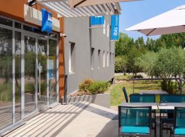 ibis budget Pertuis Portes du Luberon，位于佩尔蒂的酒店
