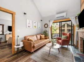 Renovated Ski In Out Condo King Bed Patio Grill