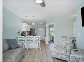 1 BR, Heated POOL, 1 Mile direct gulf access, GREAT Location, Dockage Apt B