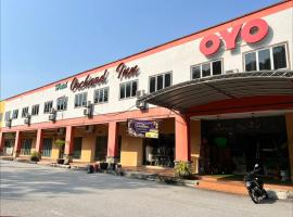 Dancenter Near Shell Jalan Iskandar Shah, Orchard，位于Kampong Tebing Rabak的酒店