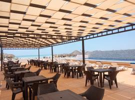 Antonios Miramar Hotel，位于马德罗城的酒店