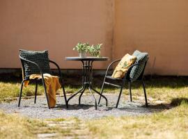 Guestly Homes - Boden Downtown Studio，位于博登的酒店