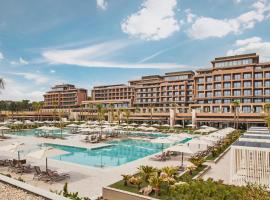 Lusso Sorgun，位于锡德的带热水浴缸的酒店