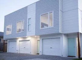 Stylish Beach Retreat Horses & Coastal Charm