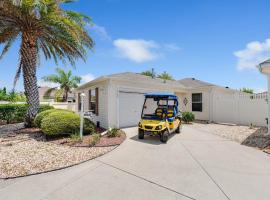 17135 Z2a VILLAGE OF CHATHAM by REMAX Premier，位于退休小镇的酒店