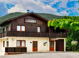 巴兰玛杜公寓式酒店，位于塞里特雷尼科的海滩酒店