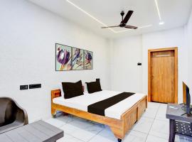 Hotel O The Grand Shreeji，位于贾姆讷格尔的酒店