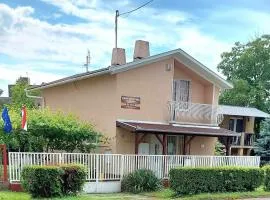 Emmy Apartman