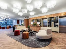 Radisson Hotel Manchester City Centre, A Verified Net Zero Hotel，位于曼彻斯特的酒店