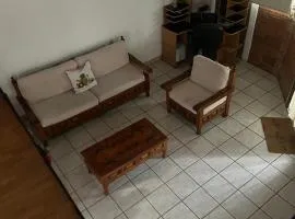 Casa 2BR con entrepiso y AC in Zona Centro