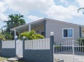 Nestled Vacation Home in St Johns Antigua，位于圣约翰斯的酒店
