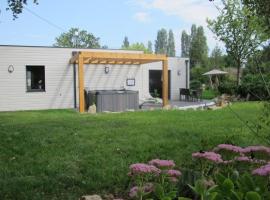 Gîte tout confort avec spa et jardin clos près de Nantes - FR-1-306-849，位于Casson的酒店