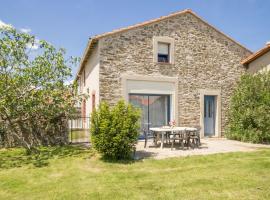 Gîte rénové sur domaine viticole bio, proche de Nantes et Pornic, jardin clos, vélos à disposition - FR-1-306-1035，位于Saint-Philbert-de-Grand-Lieu的酒店