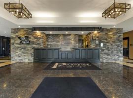 Perth Parkside Hotel and Spa, BW Premier Collection，位于珀斯的酒店