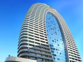Alince Palace with Sea View，位于巴统的酒店