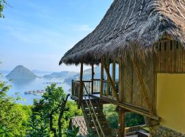 Elang Hillside Bamboo Villas，位于纳闽巴霍的酒店