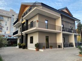 Vila Lazri，位于圣金的旅馆