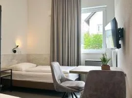 Longhouse Aparthotel