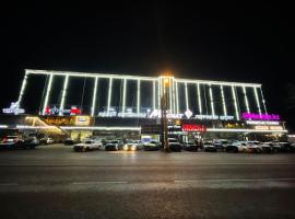 Villa hotel taraz，位于塔拉兹的酒店