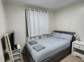 Double Room in Crawley,Gatwick,West Sussex