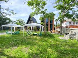 Bondo'S Cottage，位于科布列季的酒店