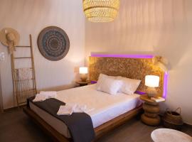 New seafront studio，位于阿纳维索斯的酒店