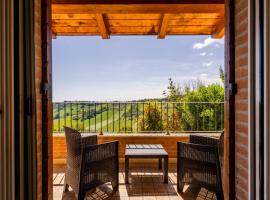 Casa Jo - Country Home with Sea View and 3 Private Ensuite Rooms，位于拉佩多纳的酒店