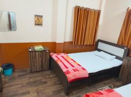 Swastik Guest House，位于穆扎夫法尔普尔的住宿加早餐旅馆