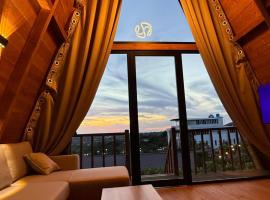 Azalea 1, Cozy Wooden Villa，位于地拉那的酒店