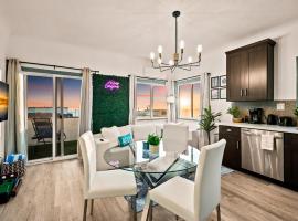 Newly Remodeled Cozy Beach Retreat Ocean Views，位于曼哈顿海滩的酒店