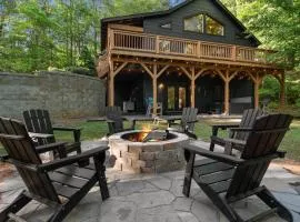 MINUTES to Highlands Jacuzzi, Ski, Game Room