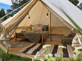 Glamping & Homestay in Kihnu
