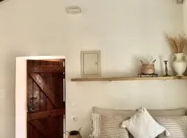 Akrasi Manor - Corfu Village Living