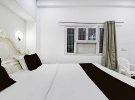 Hotel O The White House，位于瓦拉纳西瓦拉纳西机场 - VNS附近的酒店