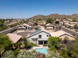 Charming Cozy 4br Retreat-Pool, Pool Table, Grill & Fire Pit