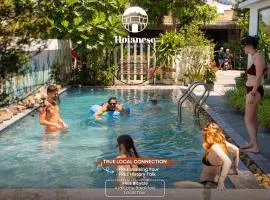 Hoianese Lip Lip Pool Hotel