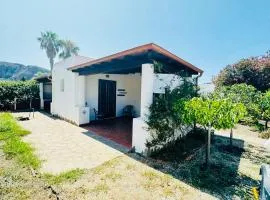 Villa by the Vulcano - 70mq plus large garden and patio