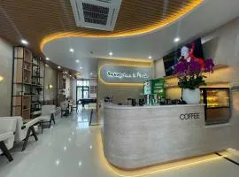 Sunny Hotel