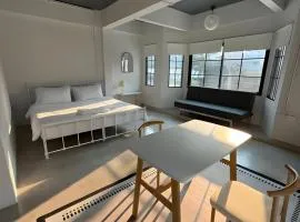 Yellow Place Sukhumvit Soi 2 -เยลโล เพลส สุขุมวิทซอย 2