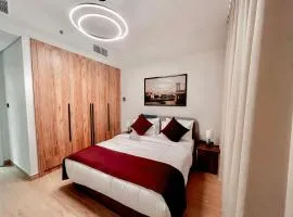 1 Bedroom 1 Min walking to Cleveland and Galleria Mall by Central Stay