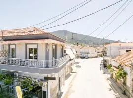 Square Sea View House
