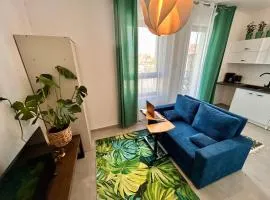 Apartament z tarasem przy lesie Reda