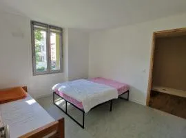 Chambre lit double Le Toit Vert Maison Partagée