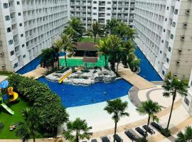 Condo Pool View by Puff Staycation，位于马尼拉的酒店