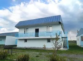 Вилла Севан (Villa Sevan)，位于塞凡的海滩短租房