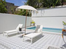 Queen Suite - Luxury Rooms，位于伊斯基亚的住宿加早餐旅馆