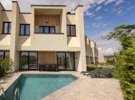 Id-Real Villa，位于格勒姆的酒店